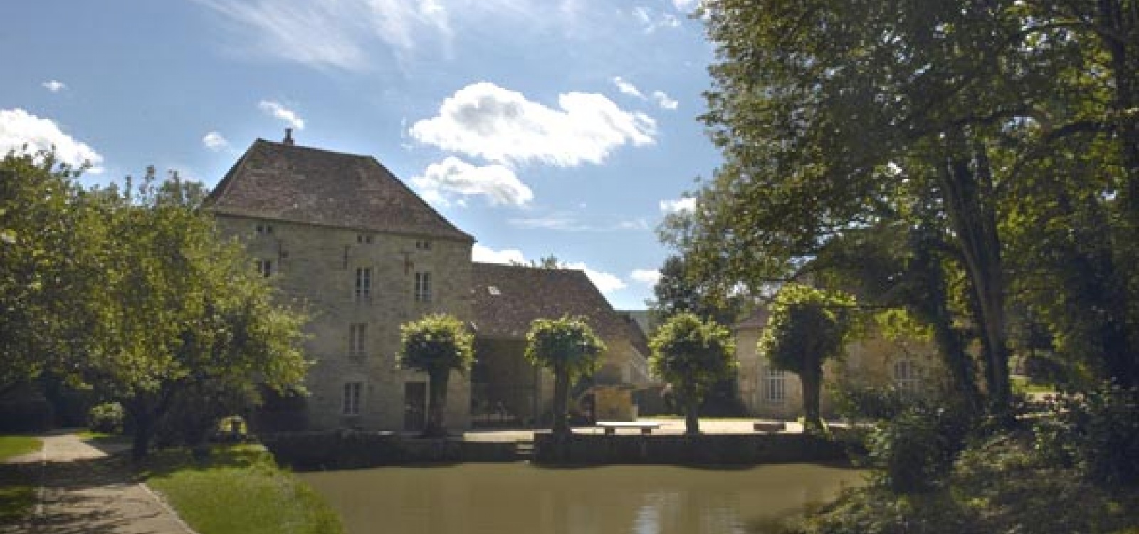 Dijon,France,4 BathroomsBathrooms,Hôtellerie,1005 Dijon,France,4 BathroomsBathrooms,Hôtellerie,1005